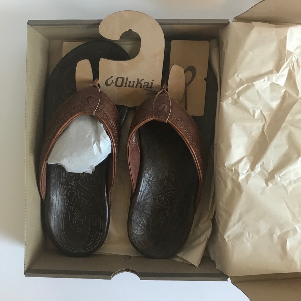 OluKai Hiapo Leather Sandal Men’s Size 10